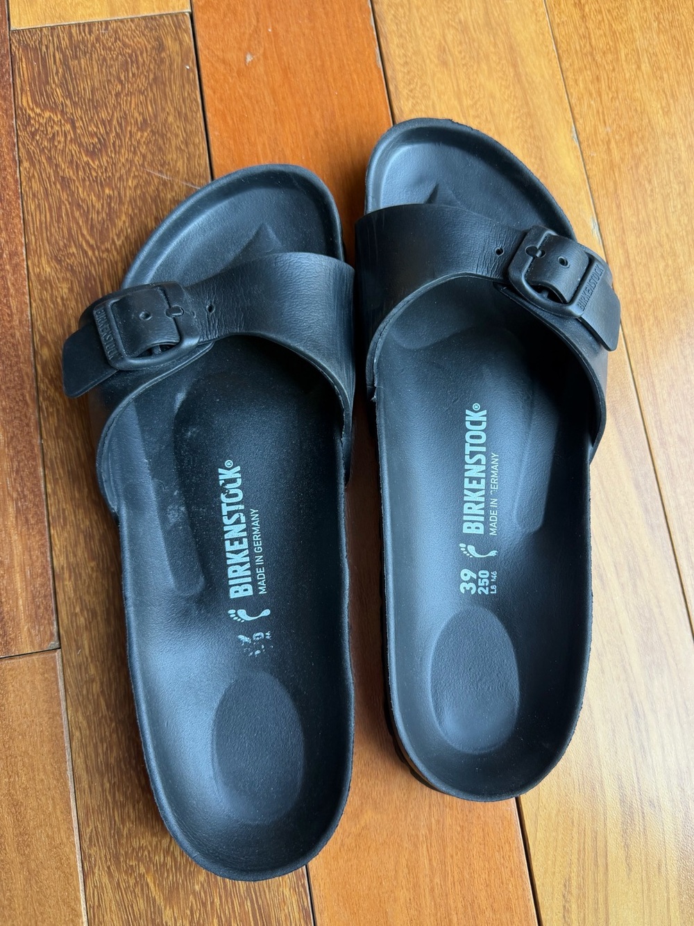 Eva Madrid Birkenstocks 39